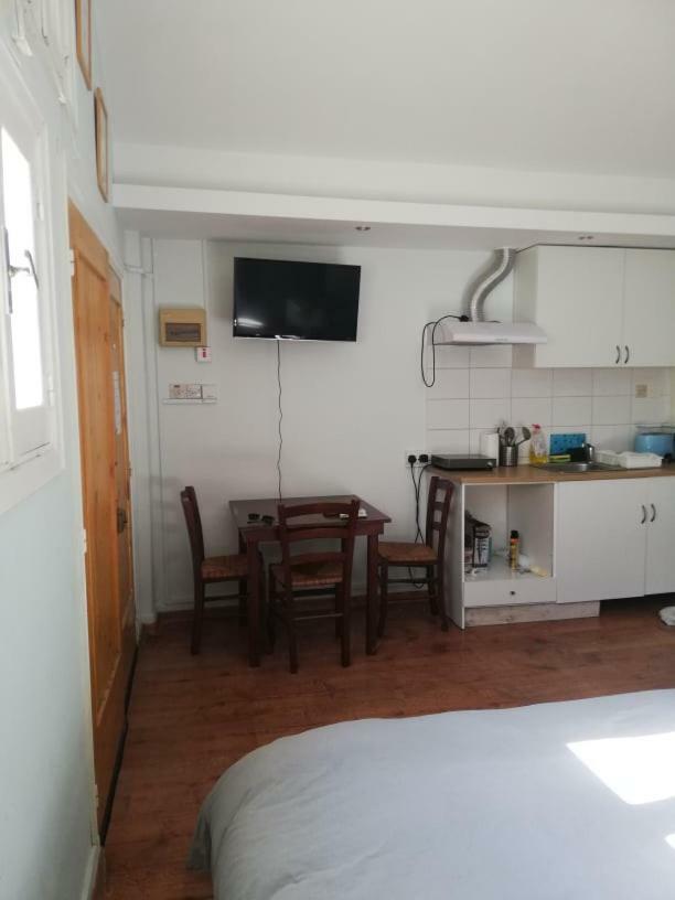 Apartament Swallows Nest Larnaca Zewnętrze zdjęcie